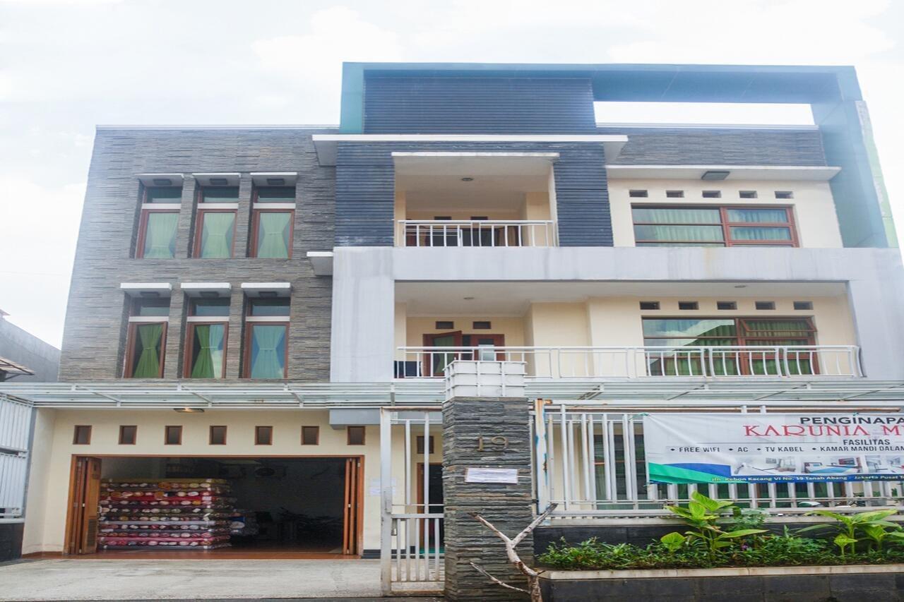OYO 3894 Karunia Muslim Syariah Hotel Jakarta Luaran gambar