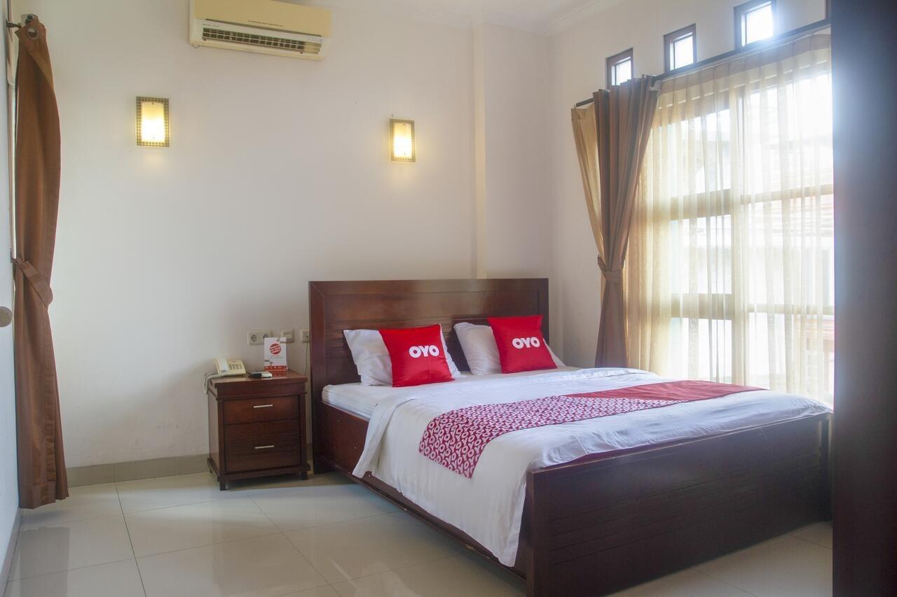 OYO 3894 Karunia Muslim Syariah Hotel Jakarta Luaran gambar