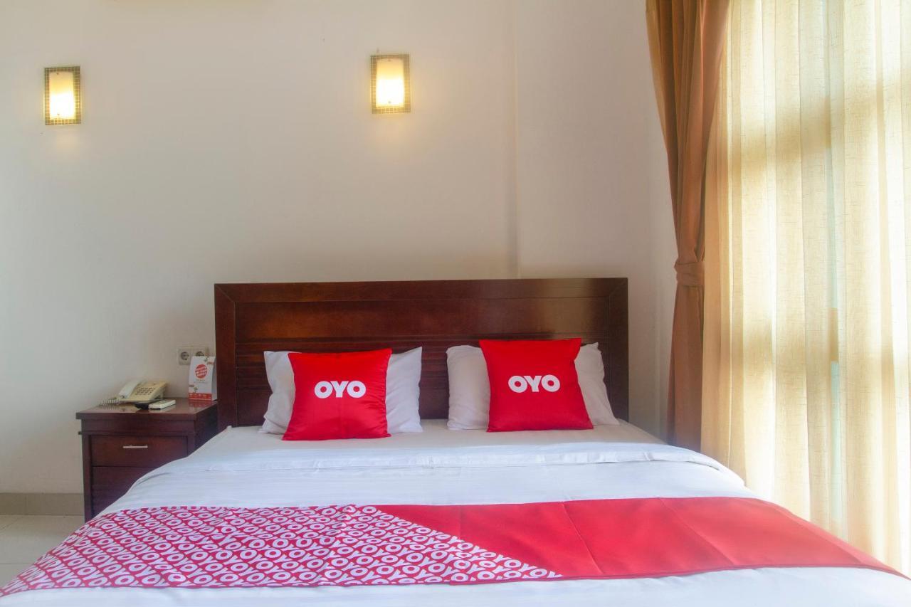 OYO 3894 Karunia Muslim Syariah Hotel Jakarta Luaran gambar