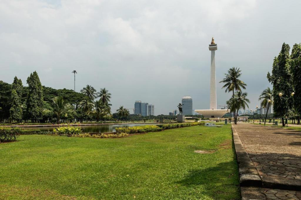 OYO 3894 Karunia Muslim Syariah Hotel Jakarta Luaran gambar