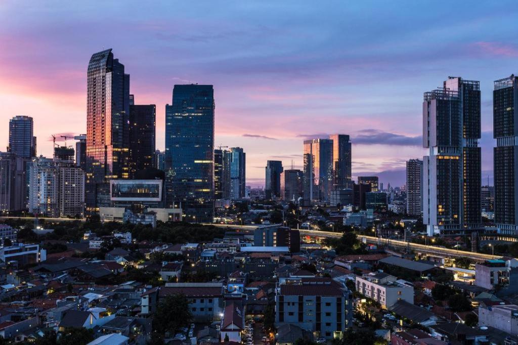 OYO 3894 Karunia Muslim Syariah Hotel Jakarta Luaran gambar