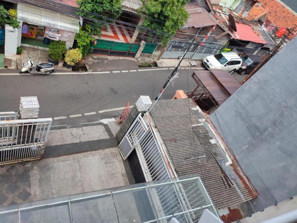 OYO 3894 Karunia Muslim Syariah Hotel Jakarta Luaran gambar